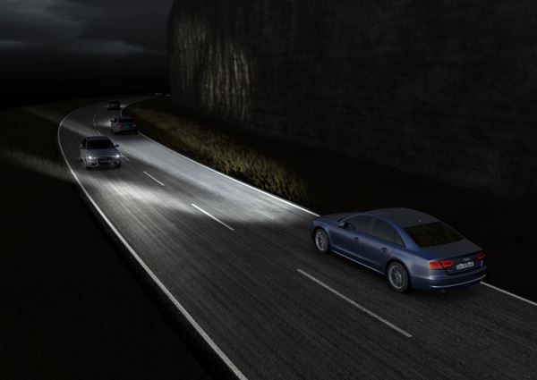 0417_Automotive_Lighting_Adaptive_Image