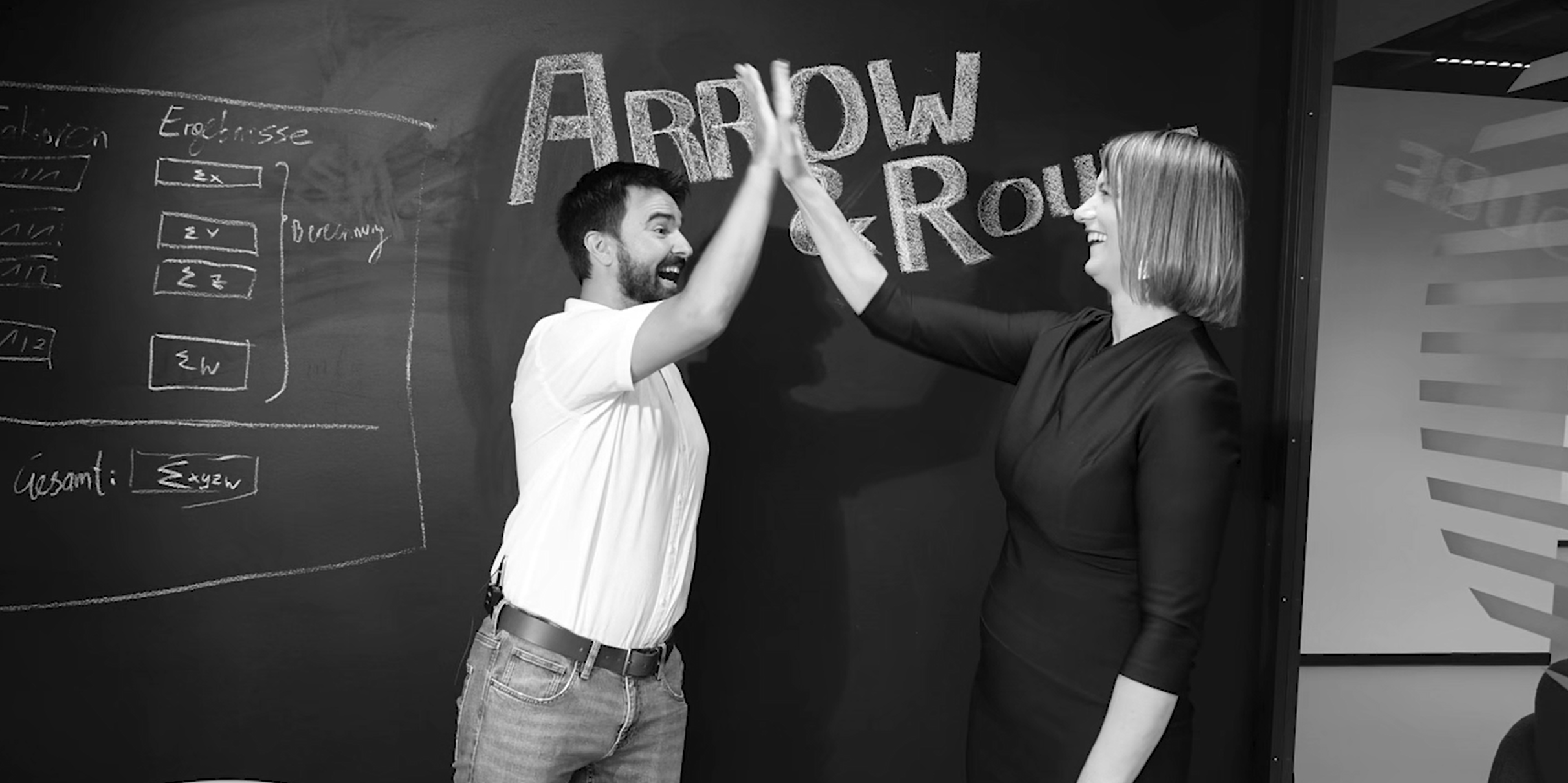 Arrow Roube Thumb