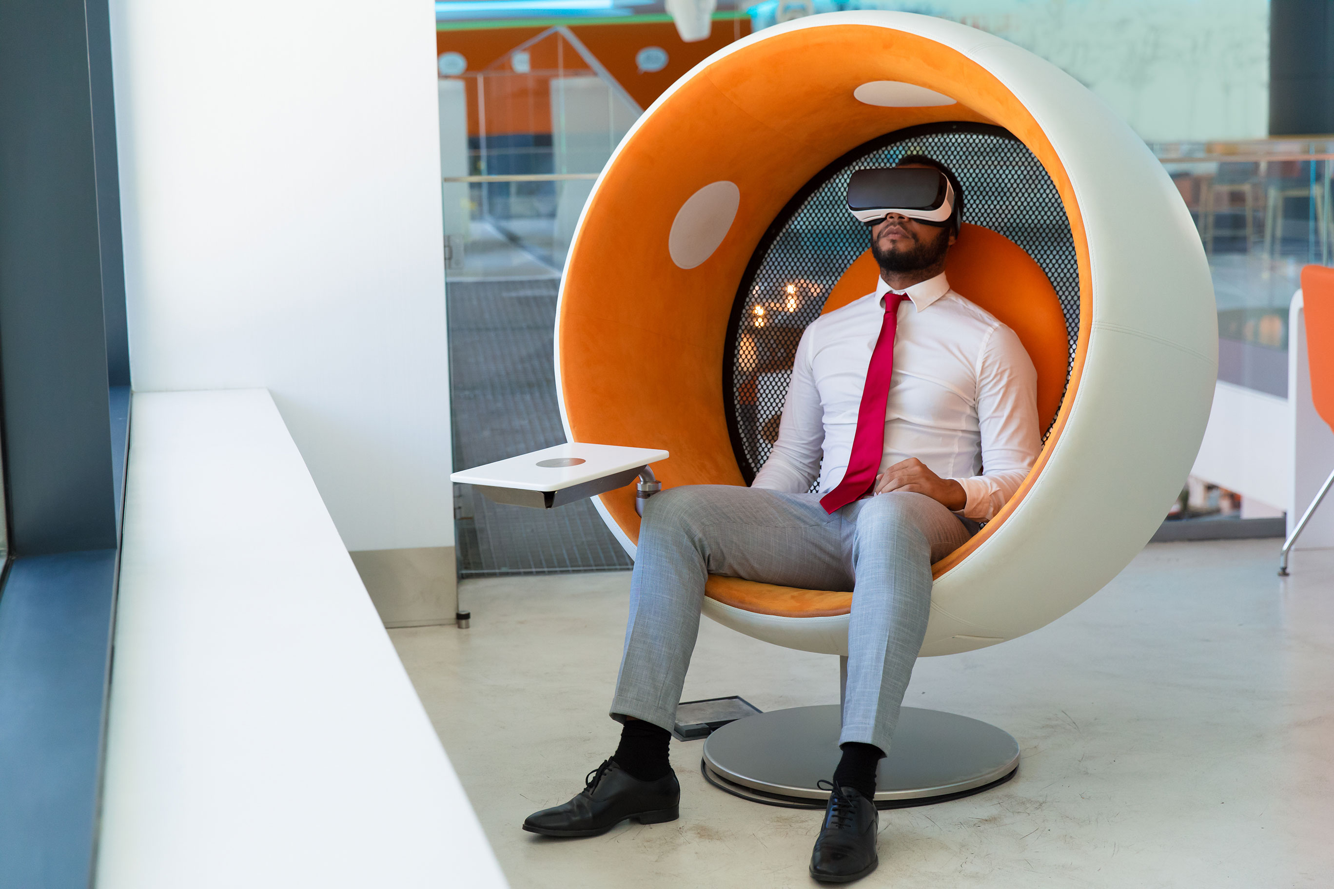 Man_Sitting_in_Interactive_Chair