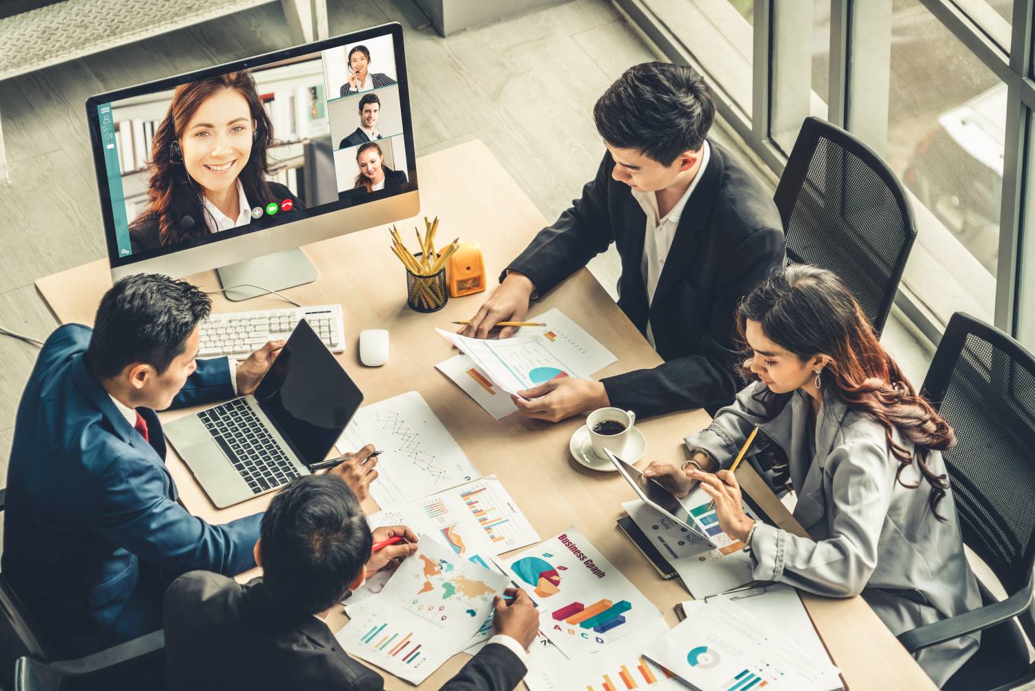 Business people meeting on virtual workplace