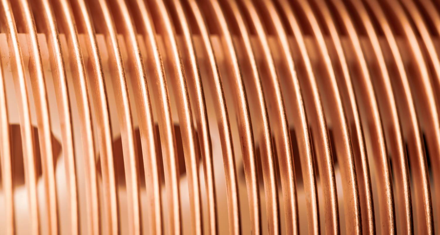 Flat-Twisted_Copper_Wire_Closeup